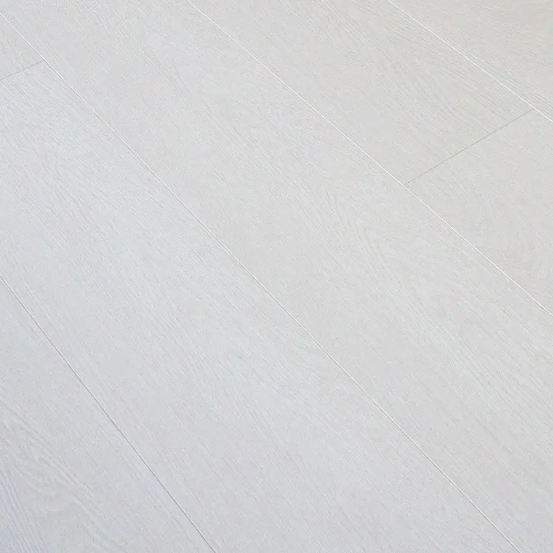 Ламинат Clix Floor Intense CXI 145 Дуб платиновый в квартире