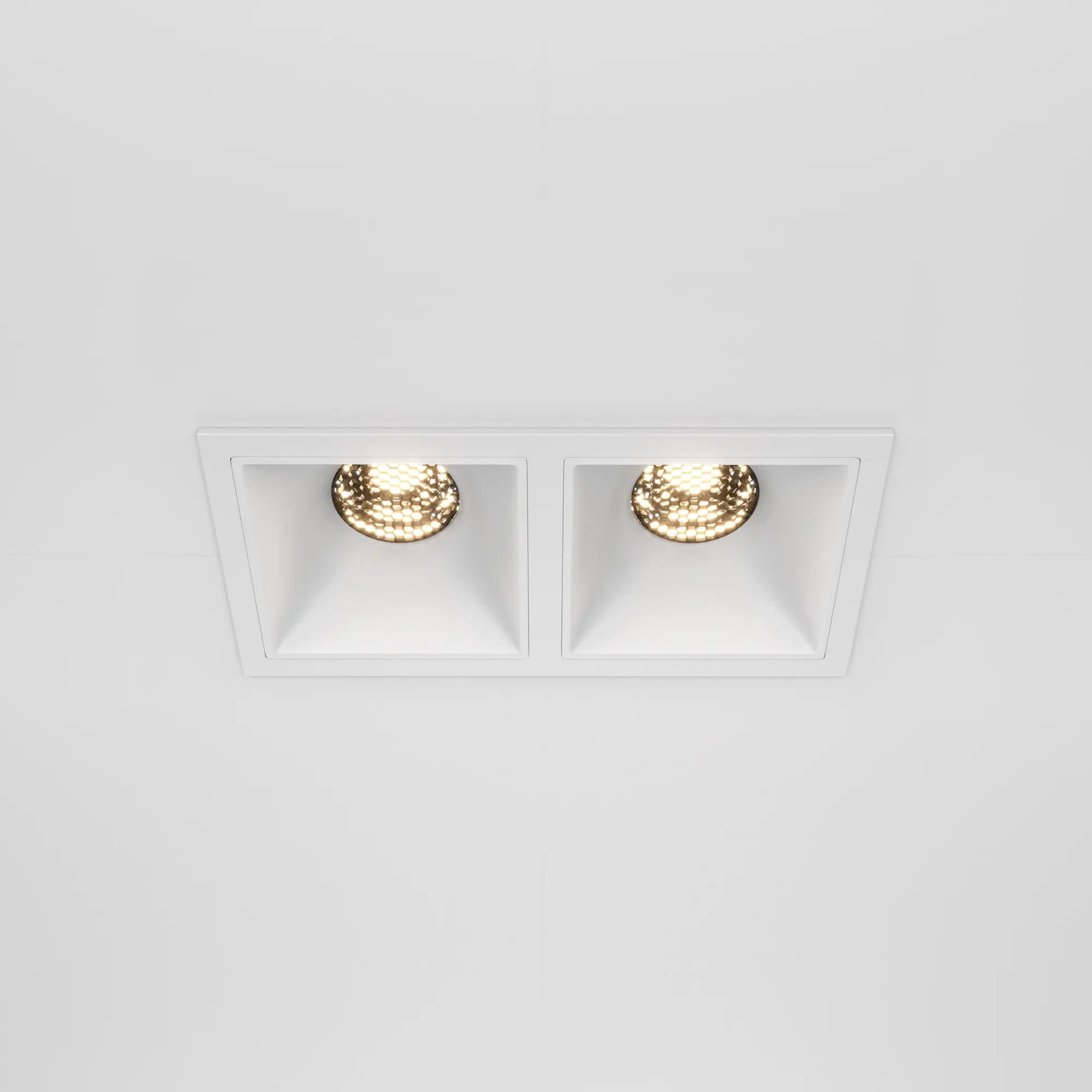 Встраиваемый светильник Technical DL043-02-10W3K-SQ-W