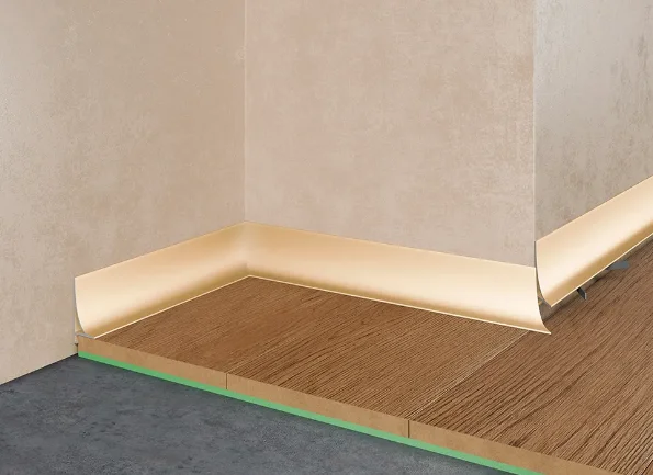 Микро плинтус Pro Design Corner L 584 S шампань анодированный