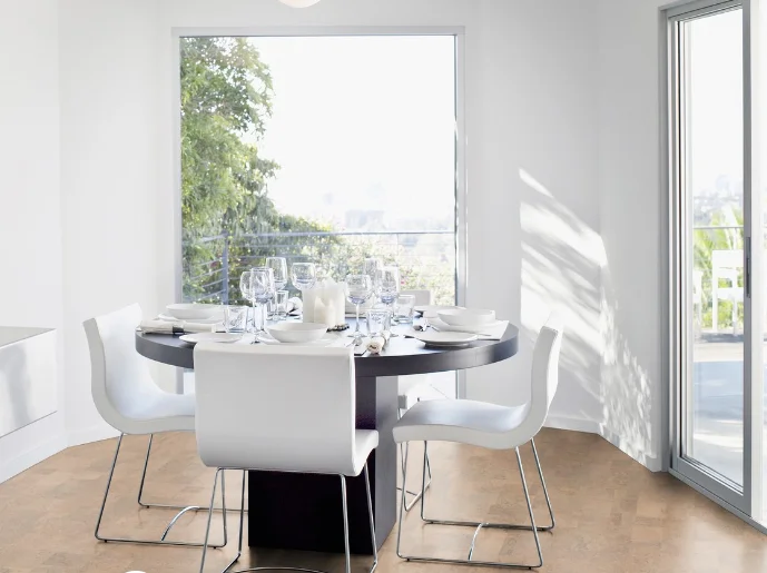 Пробковый пол Wicanders Identity I 805002 Champagne на замках в интерьере