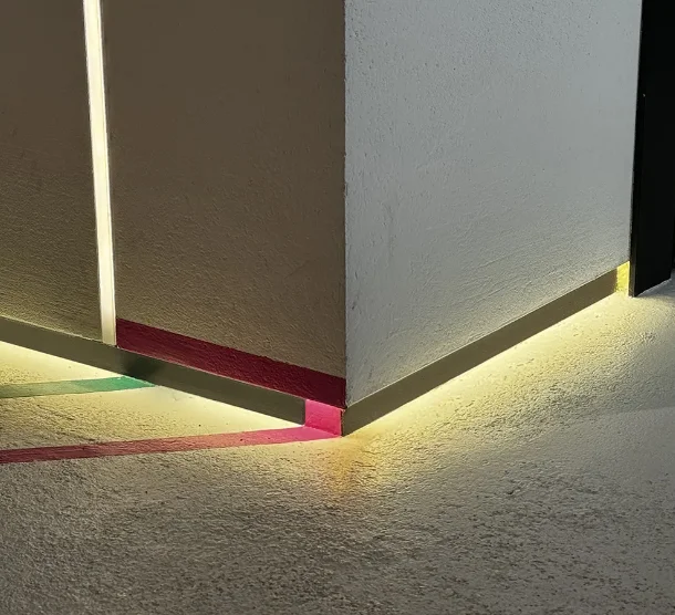 Скрытый плинтус под рассеиватель Pro Design 7209 R любой цвет по RAL купить