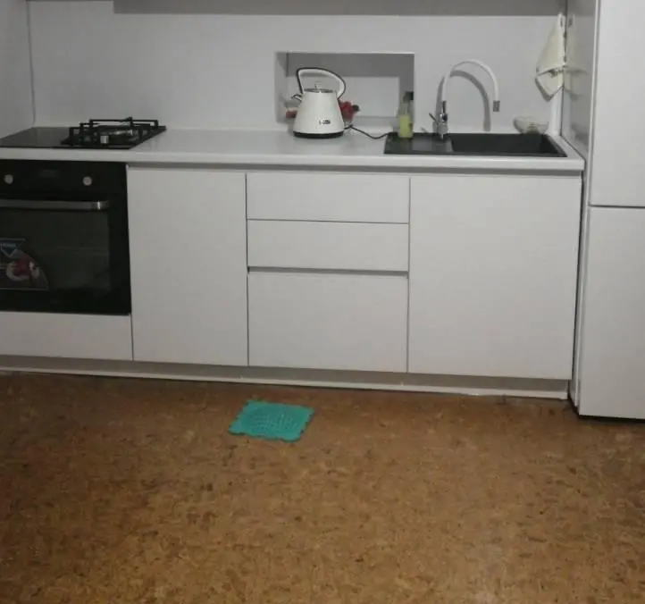 Напольное покрытие в кухне