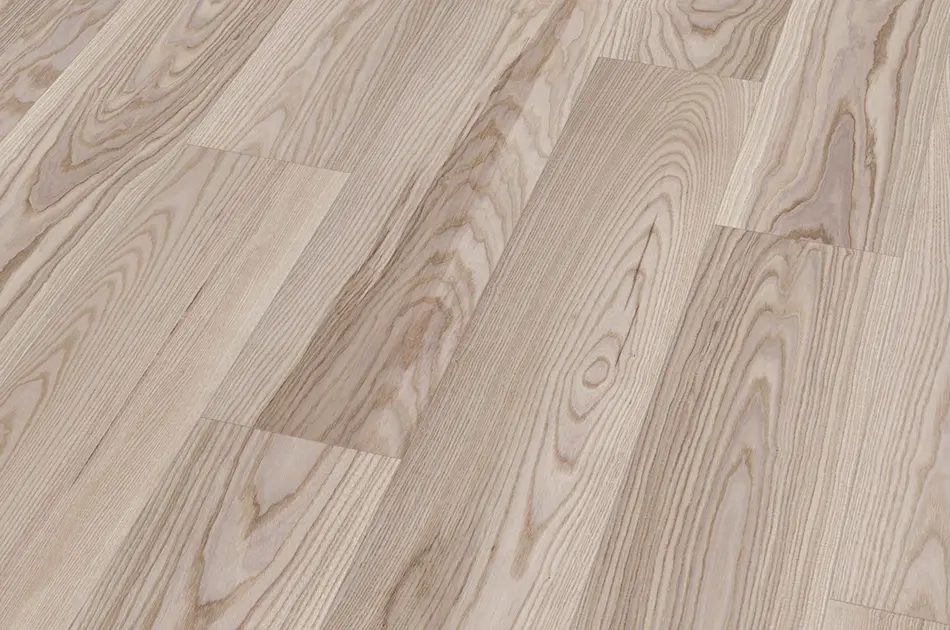 Пробковый пол с дизайном под дерево