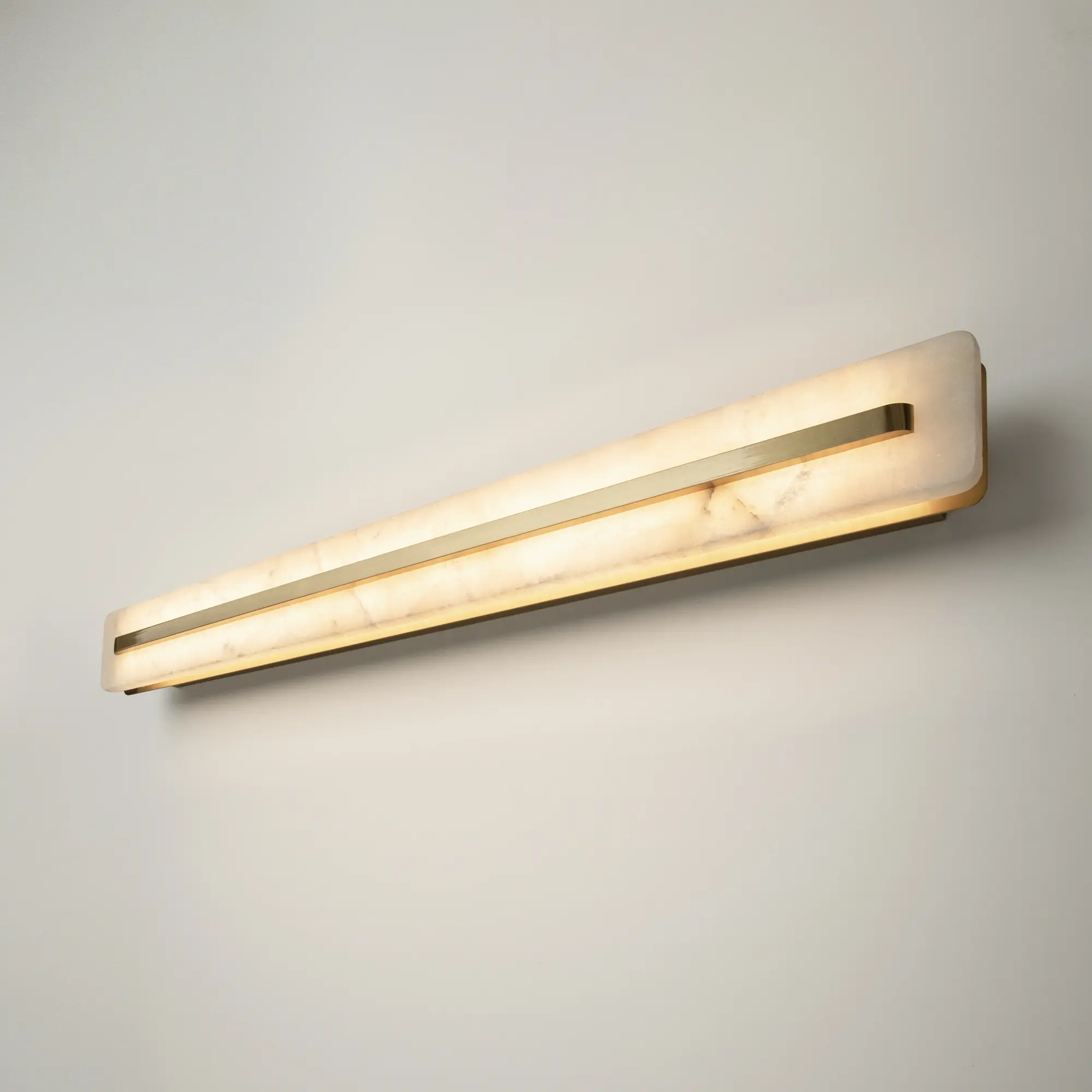 Настенный светильник (бра) Maytoni MOD366WL-L18BS3K