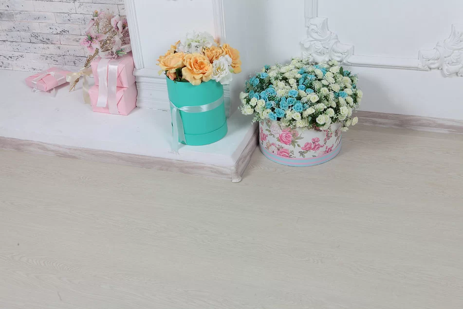 Купить виниловый ламинат недорого