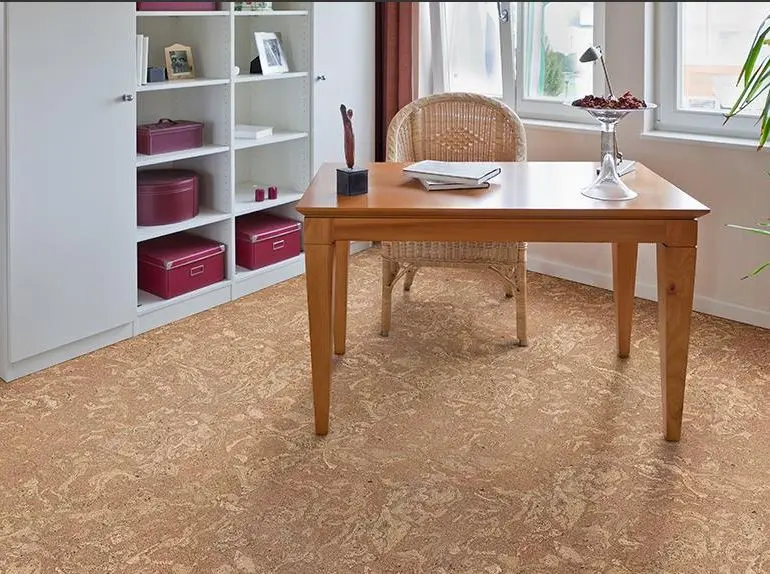 Пробковый пол на замках Madeira (Швейцария)