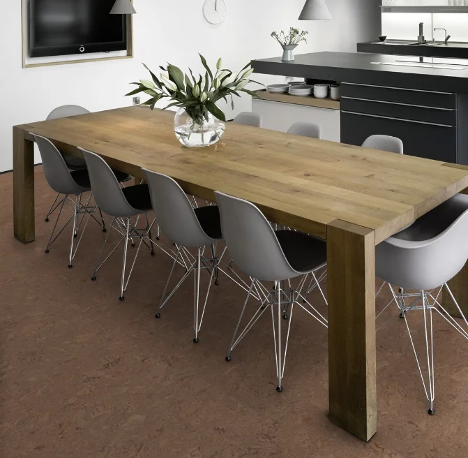 6 мм клеевой пробковый пол WICANDERS AJ5T004 Personality Tea в интерьере