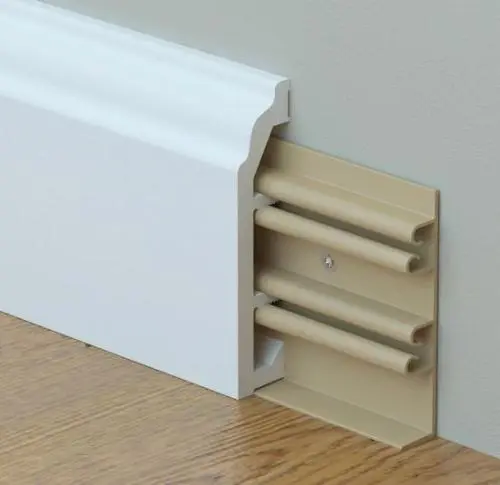 Пластиковый плинтус напольный цена