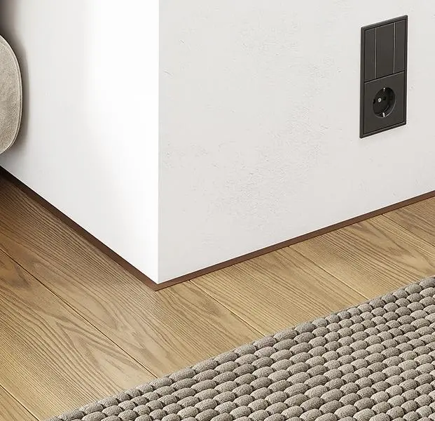 Микроплинтус 11 мм с пружинами Шоколадно-коричневый RAL 8017 59-32-71