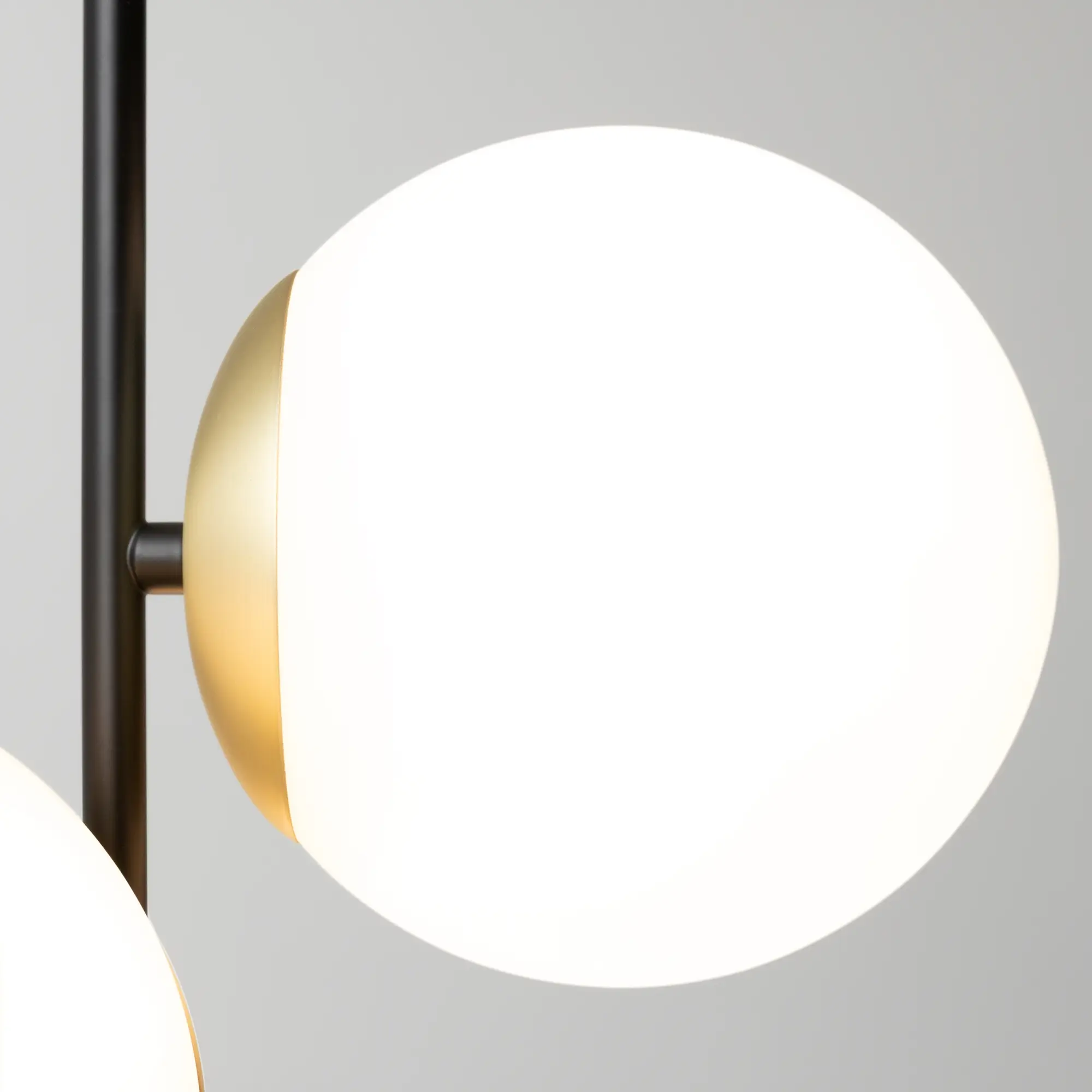 Подвесной светильник Maytoni MOD048PL-03G