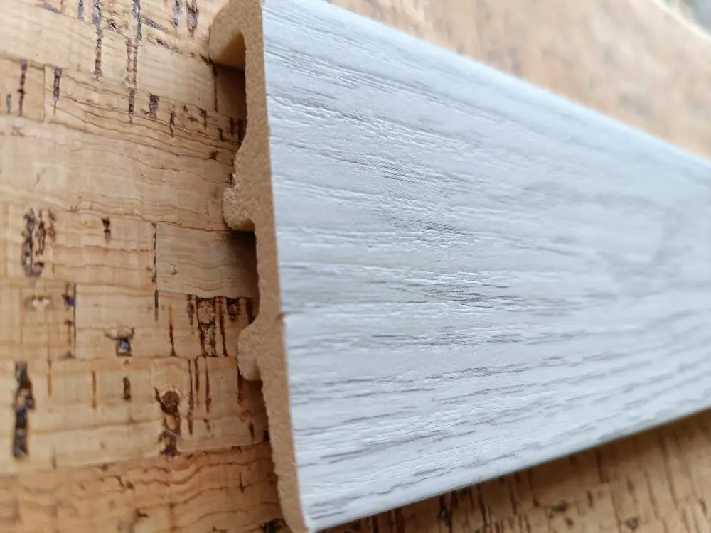 Плинтус Арбитон Интегра 03 Снежный Ясень цена