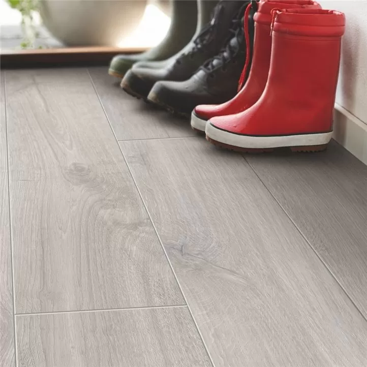 Ламинат Pergo Malmo pro L1235-04432 Дуб холодный серый в квартире