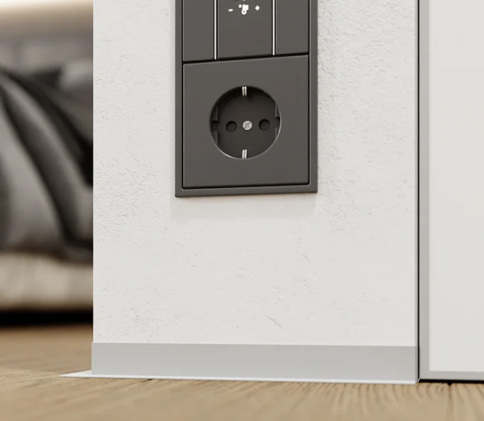 Купить серый плинтус на любой бюджет с доставкой