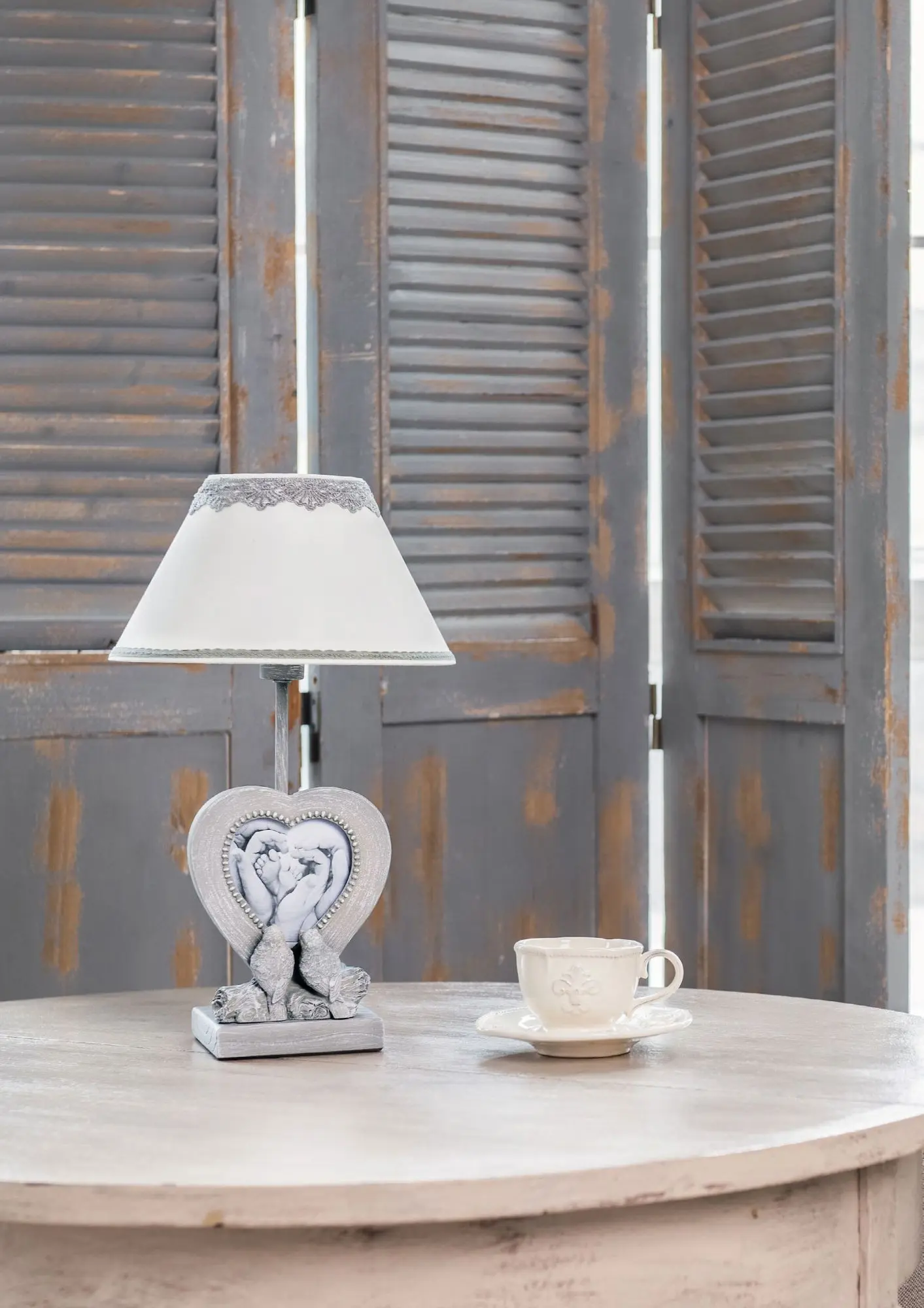 Настольный светильник Maytoni ARM023-11-S