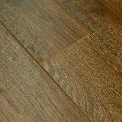 Ламинат СВМ 808 В Орех Босковице ( замок В) в квартире