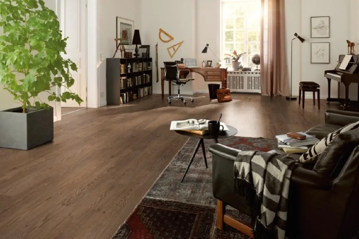 Ламинат Egger Pro Classic 12/33 4V RUS Дуб Чезена EPL151 в квартире