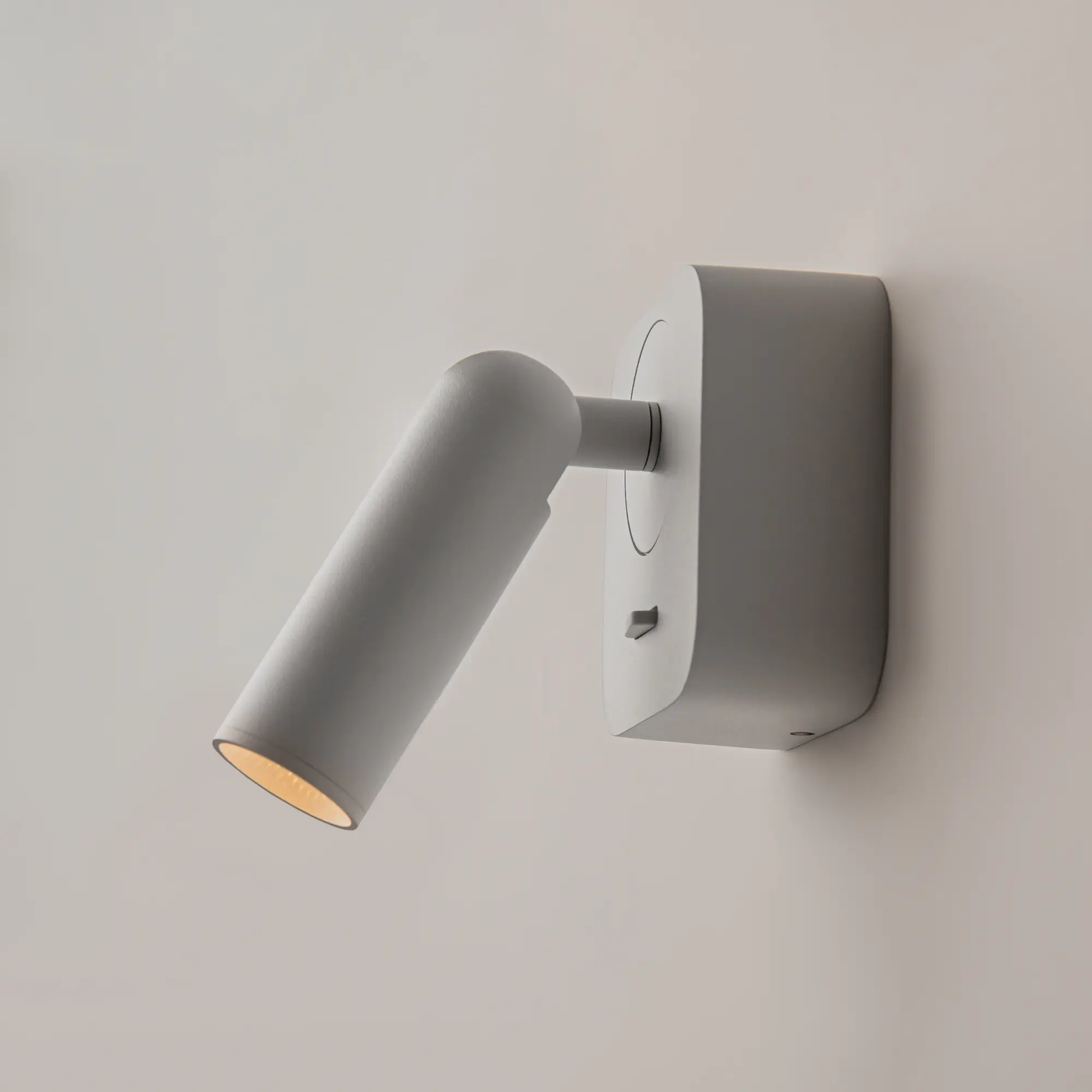 Настенный светильник (бра) Technical C039WL-L3W3K