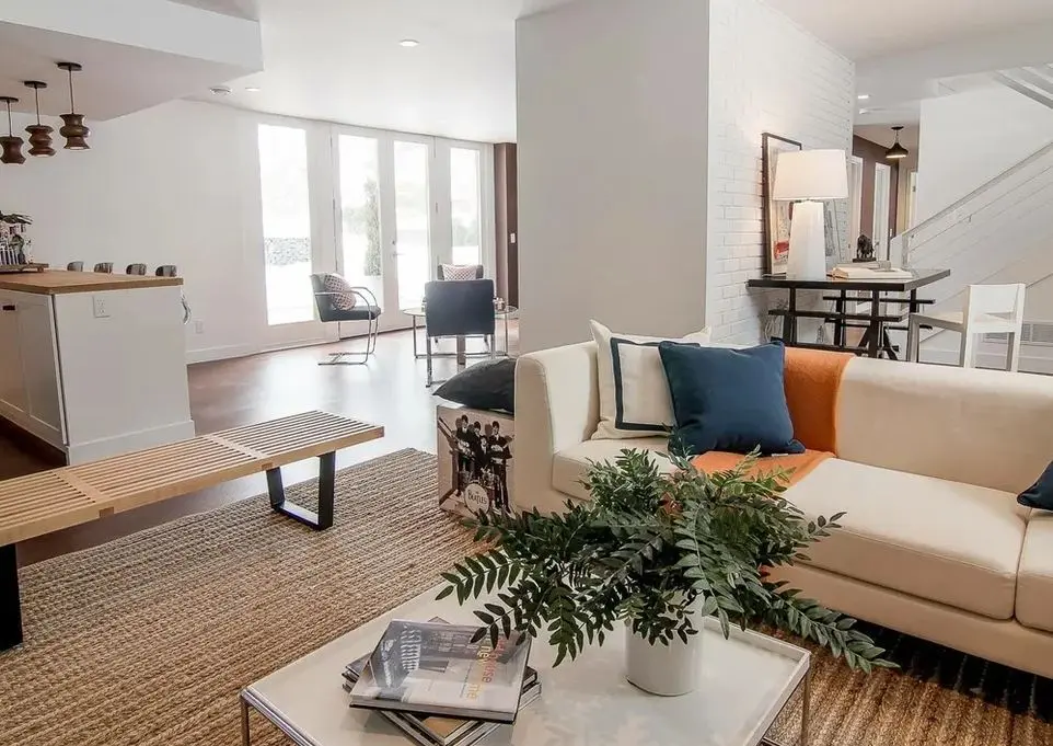 Пробковый пол Wicanders Identity I832002 Chestnut на замках в интерьере