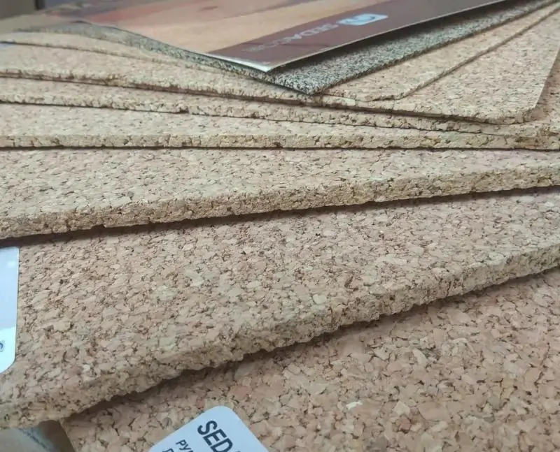 Пробковая подложка и листы технической пробки в наличии в Санкт-Петербурге 