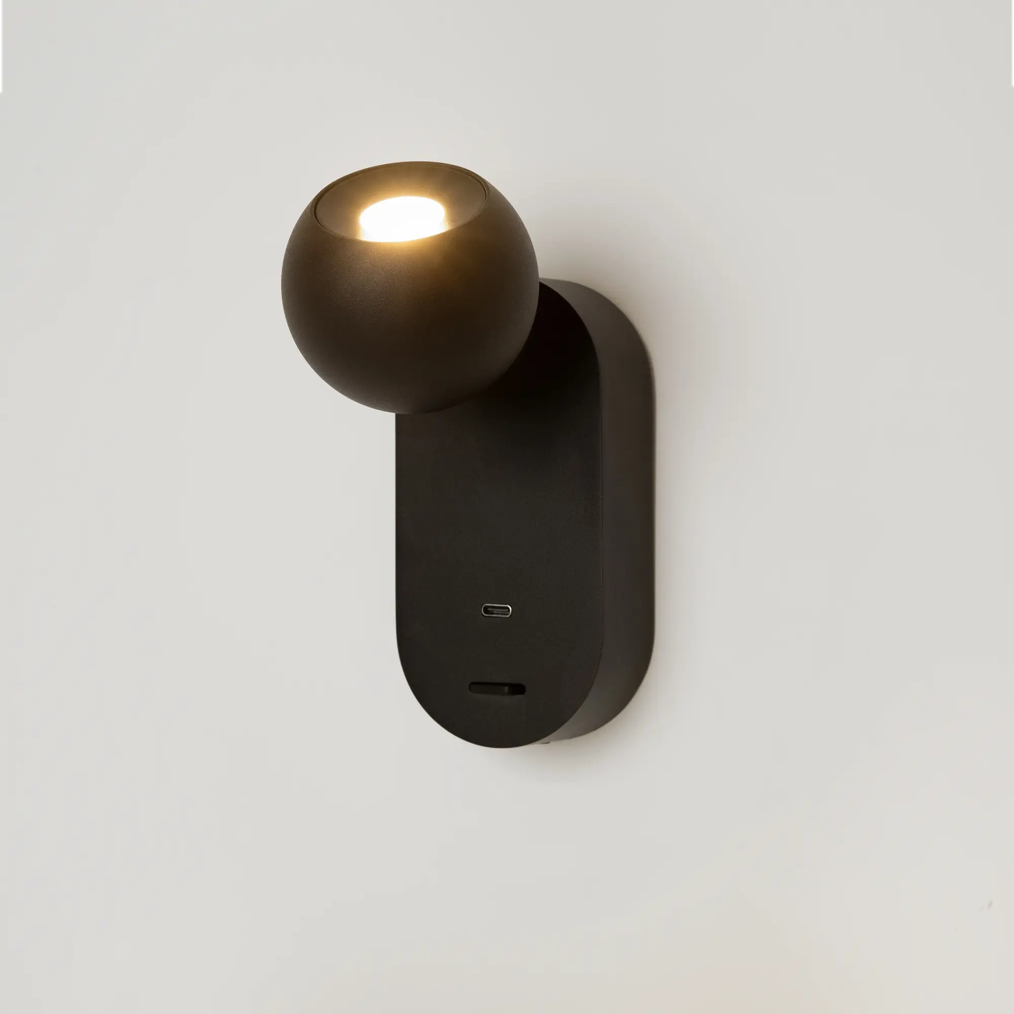 Настенный светильник (бра) Maytoni MOD434WL-L5B3K