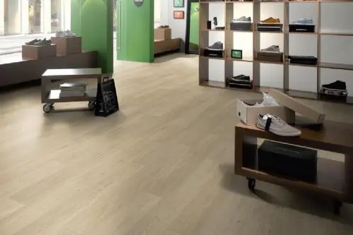 Ламинат Egger Pro Classic 12/33 4V RUS Дуб Чезена Песочно-бежевый EPL148 в интерьере