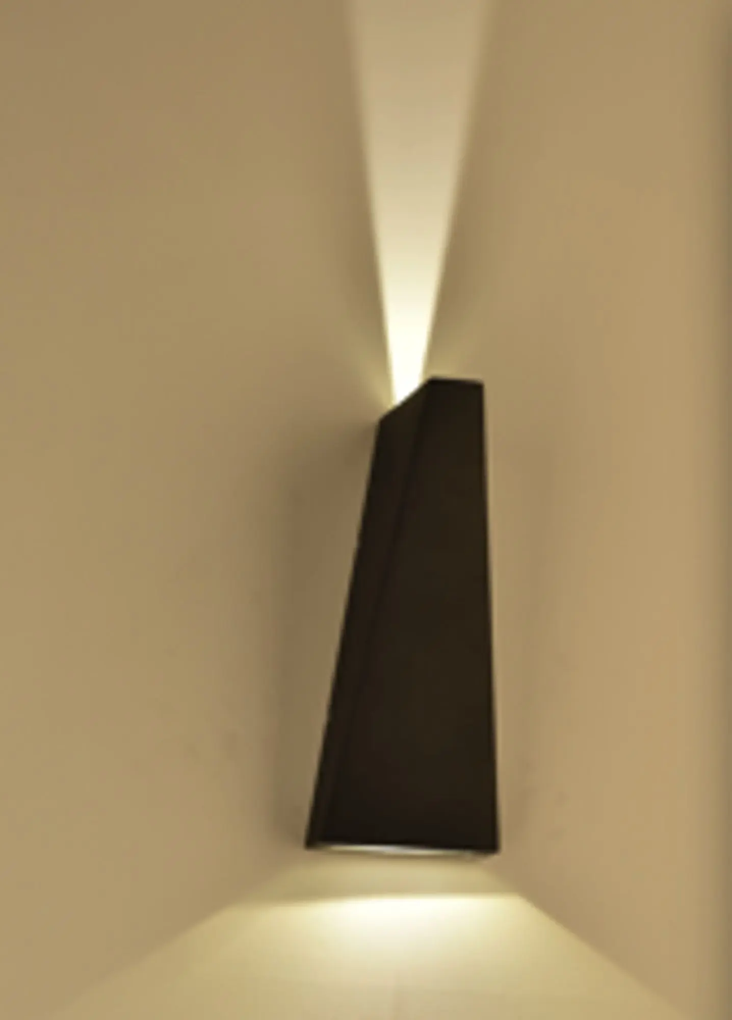 Архитектурная подсветка Maytoni Outdoor O580WL-L6B