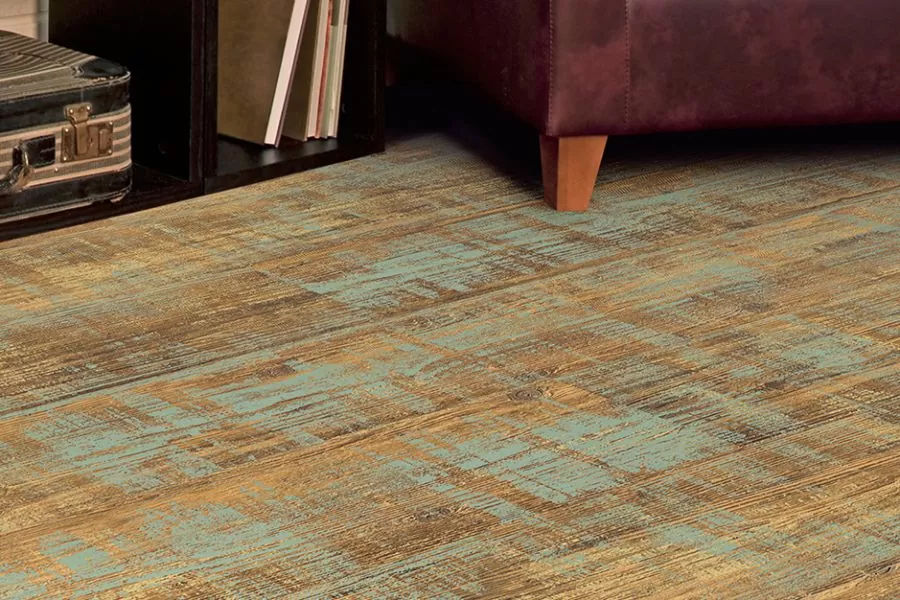 Пробковый пол с дизайном под дерево