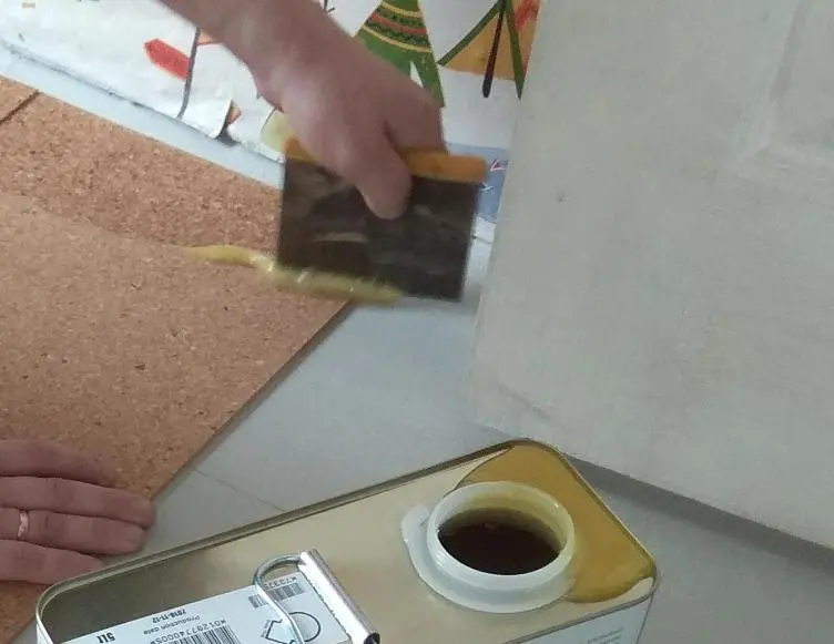 Контактный клей для пробковых покрытий Unipren 1 л недорого