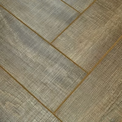 Ламинат СВМ 814 А Дуб Крумлов (замок А) в квартире