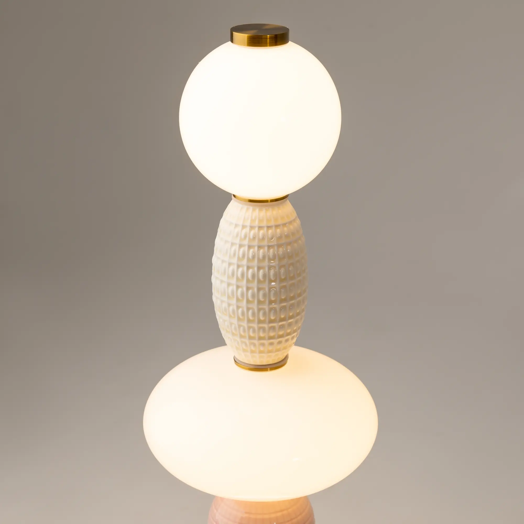 Настольный светильник Maytoni MOD297TL-L24BS3K