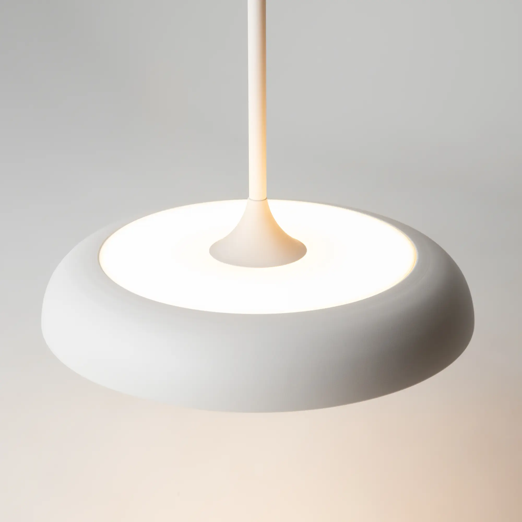 Подвесной светильник Maytoni MOD189PL-L39W3K