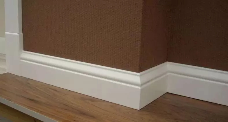 Какой плинтус лучше выбрать для пола