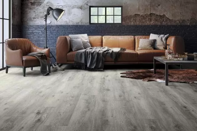 Кварц-виниловый ламинат замковый в сравнении с виниловым ламинатом