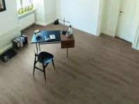 Ламинат Egger Pro Large 8/32 4V RUS Дуб Уолтем Коричневый EPL125 в квартире