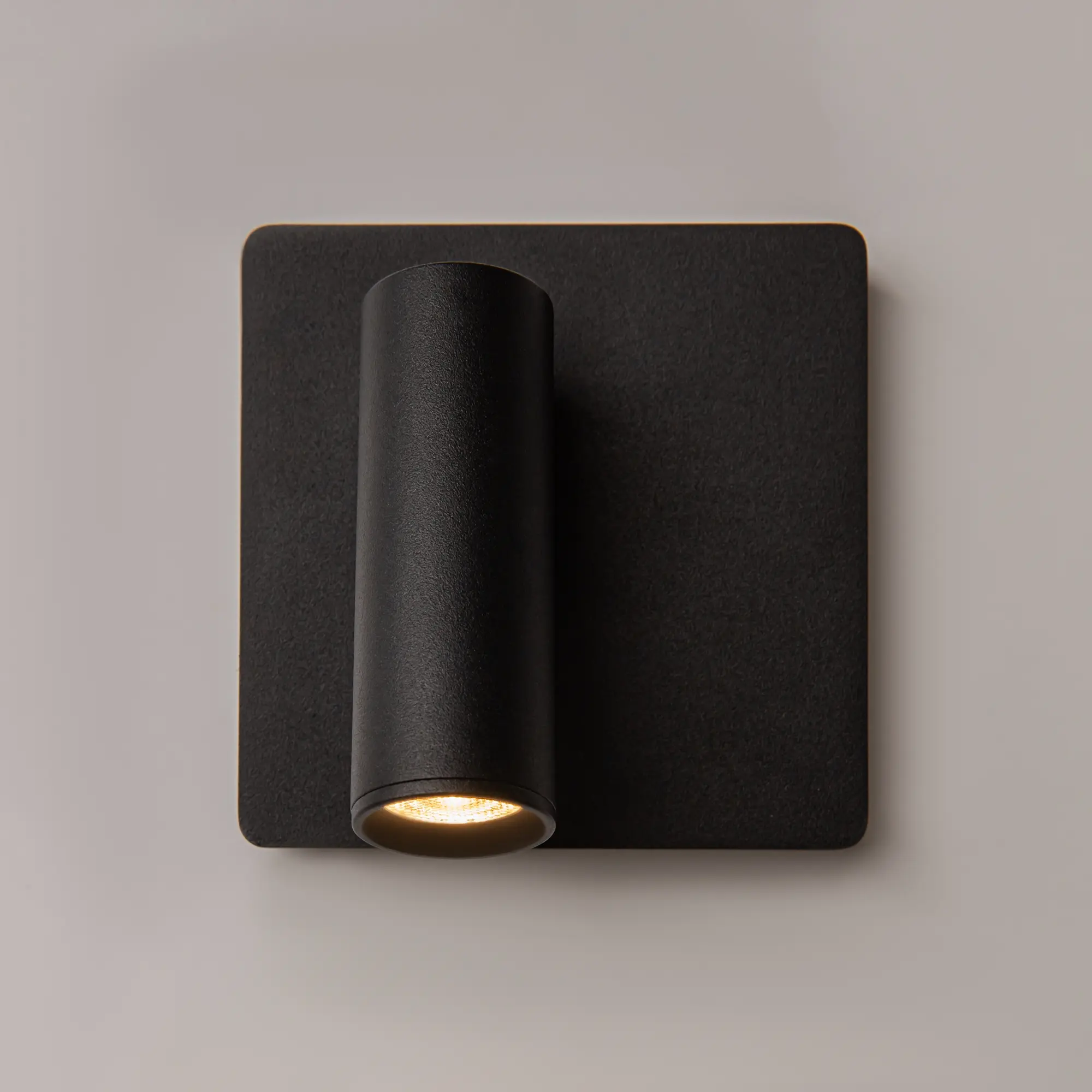 Настенный светильник (бра) Technical C040WL-L3B3K