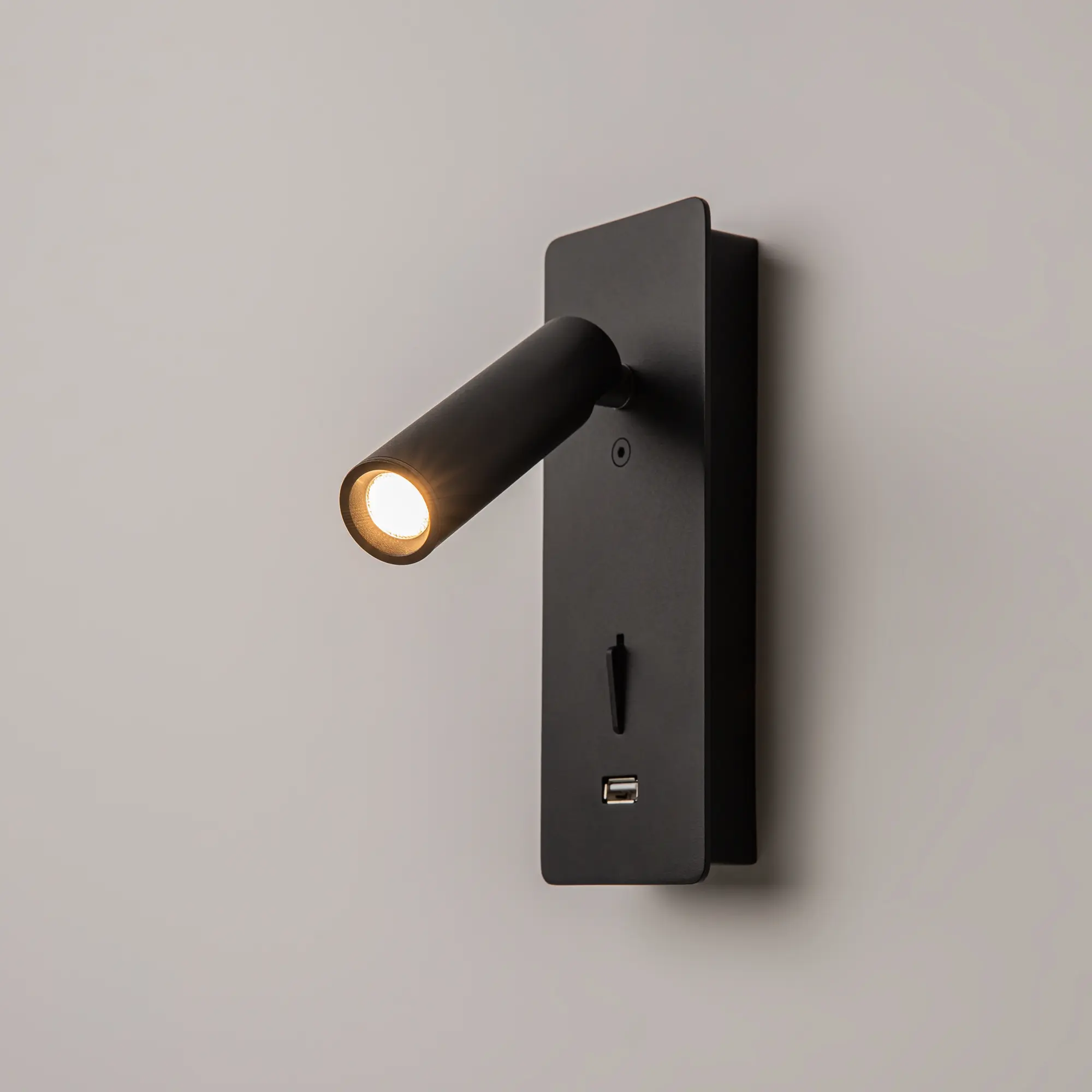 Настенный светильник (бра) Technical C041WL-L3B3K