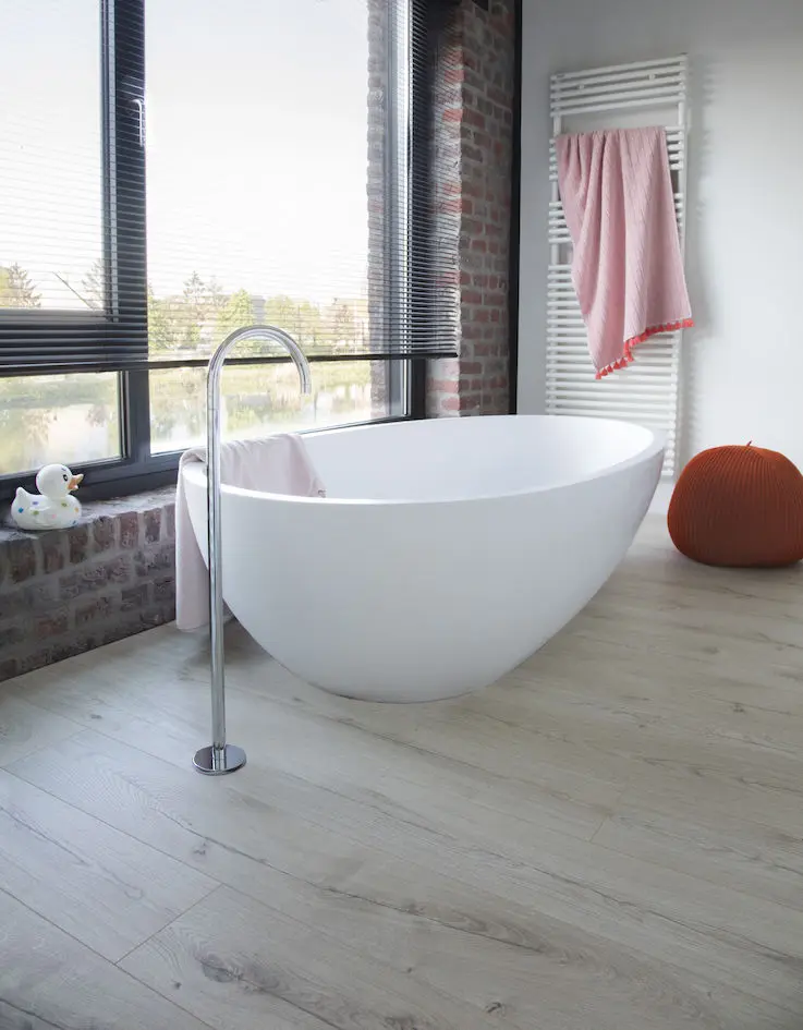 Ламинат Berry Alloc Eternity Ваниль 1332 в квартире