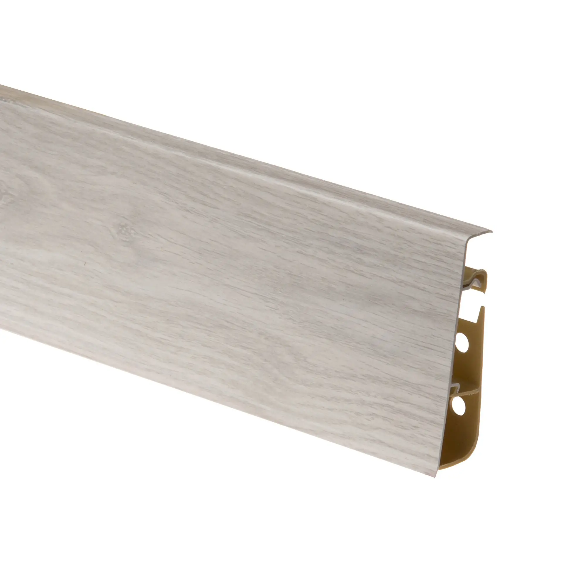 Пластиковый плинтус напольный недорогой