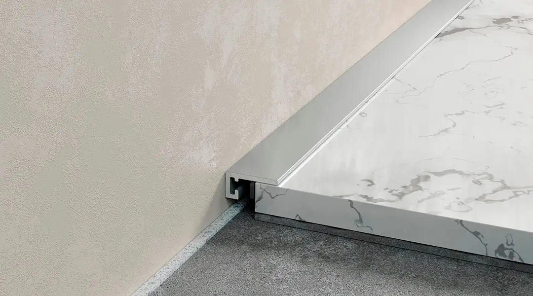 Микроплинтус алюминиевый купить в Москве