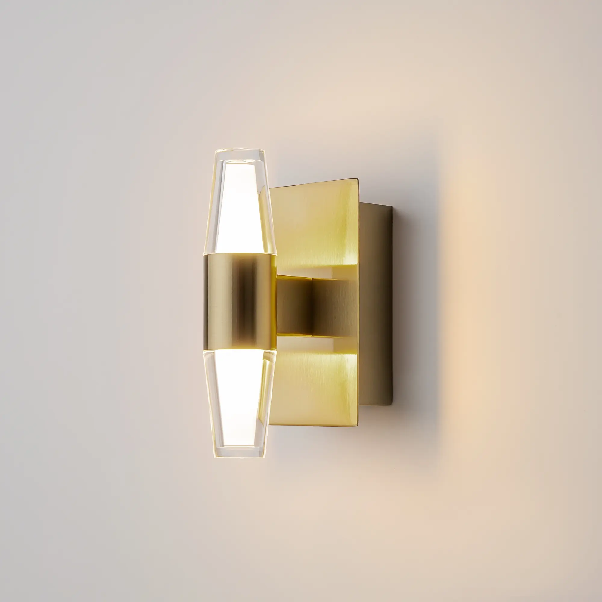 Настенный светильник (бра) Maytoni MOD401WL-L6BS3K