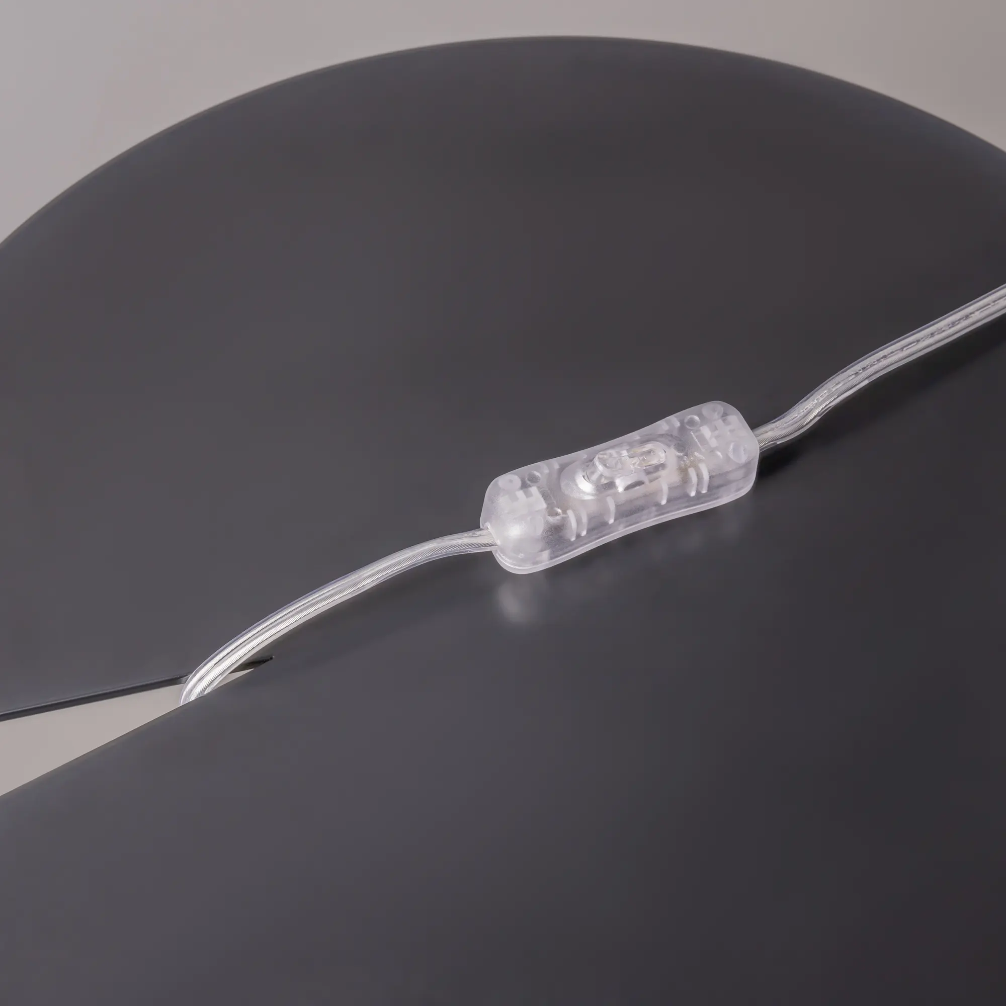 Настольный светильник Maytoni MOD177TL-01W