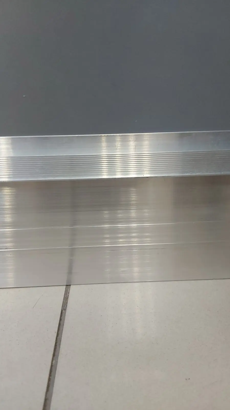 Теневой профиль Ликорн алюминиевый серебристый матовый С-02.2.2 купить