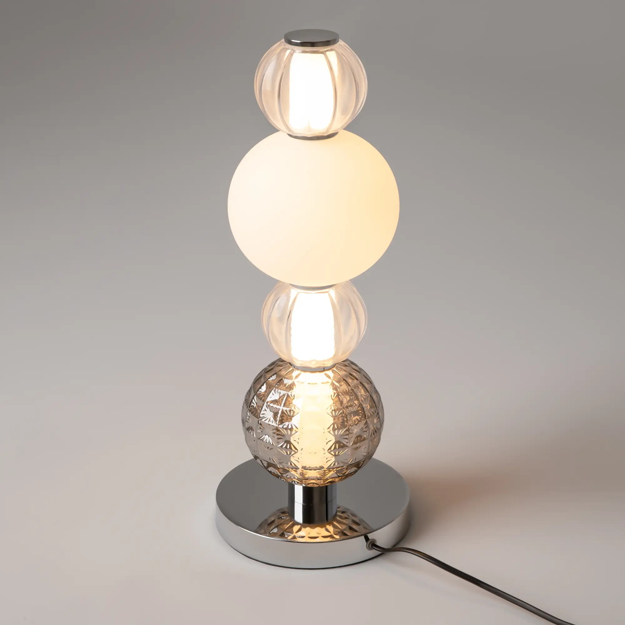 Настольный светильник Maytoni MOD301TL-L18CH3K