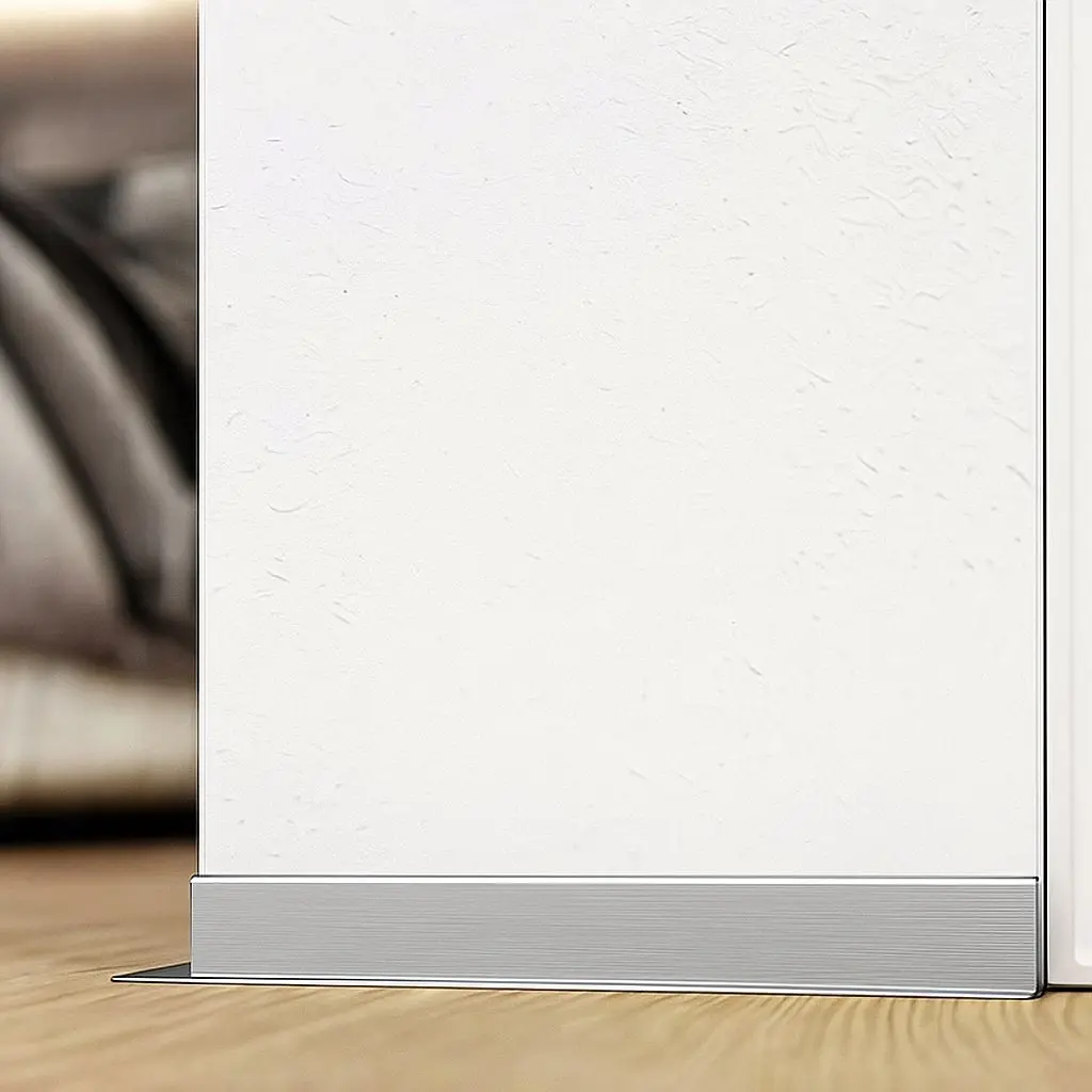 Микроплинтус BFM ProFILE L-образный анодированный 3 m  с пружинами