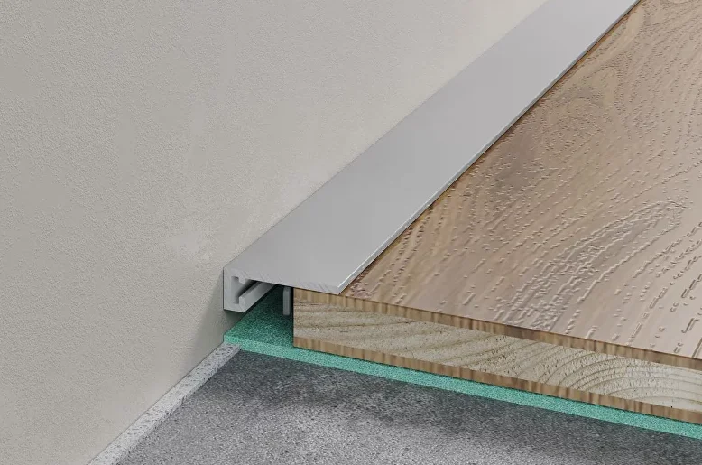 Микроплинтус Laconistiq MICRO 15 Classic серебряный анодированный