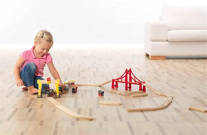 Пробковый пол — ассортимент в 2024 году