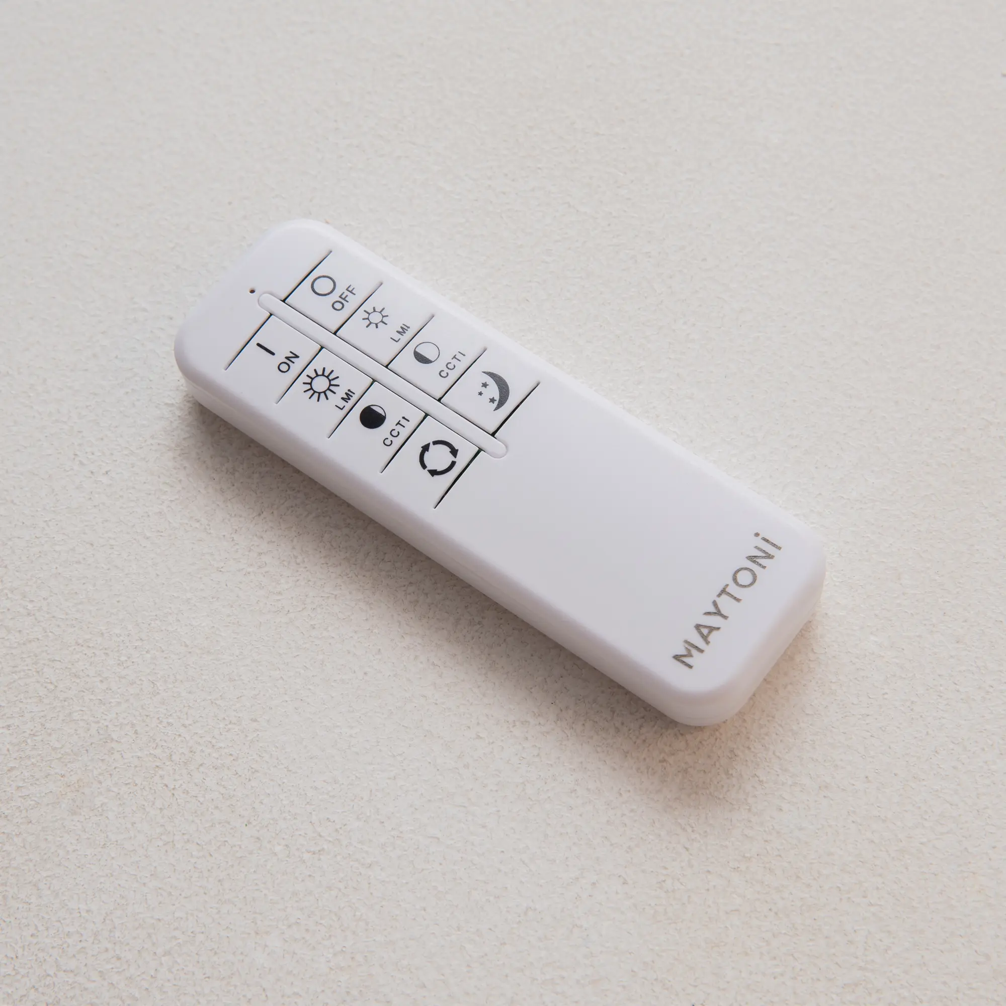 Потолочный светильник Maytoni MOD426CL-L32WK