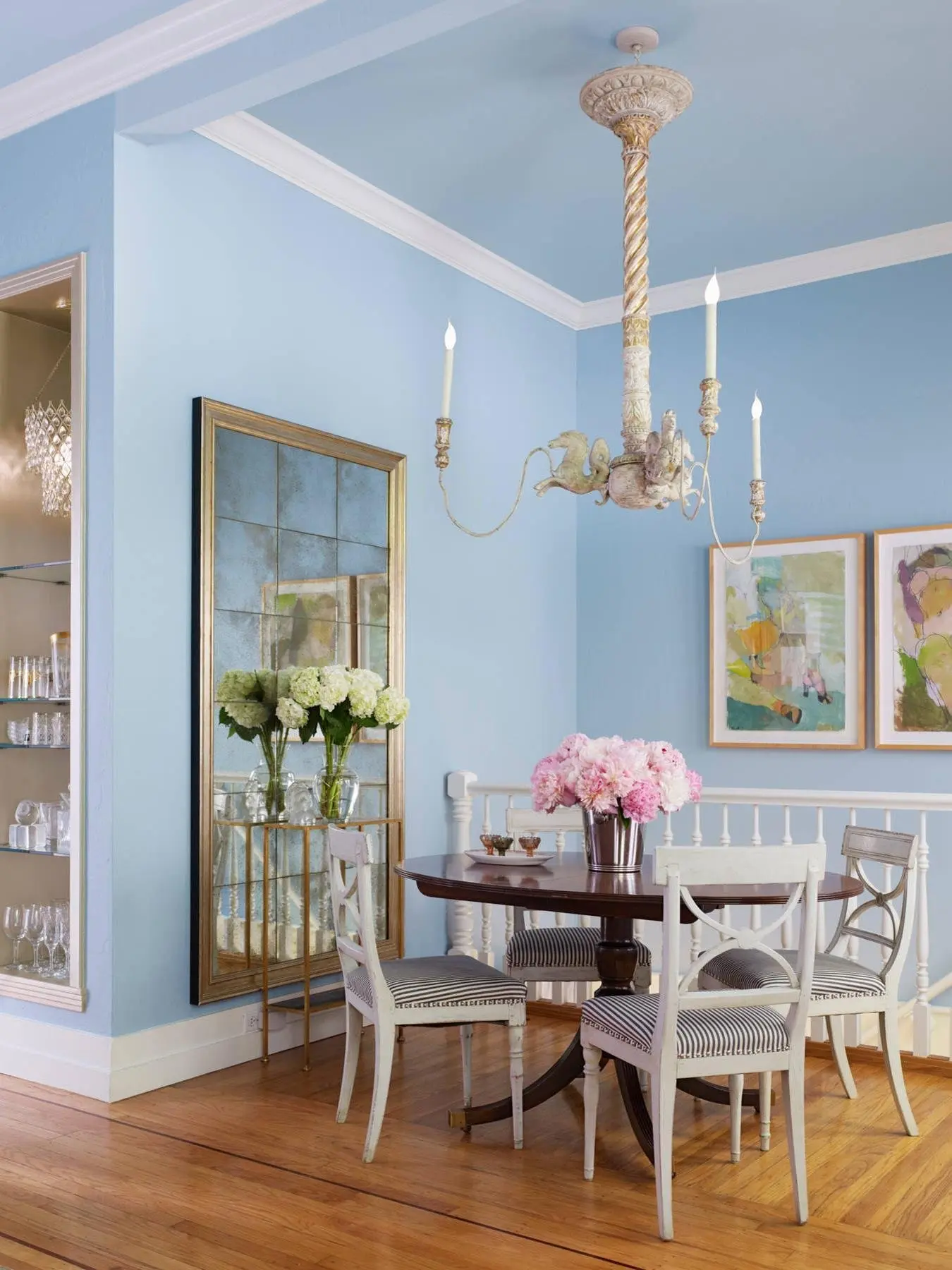 Потолочный плинтус купить по низкой цене