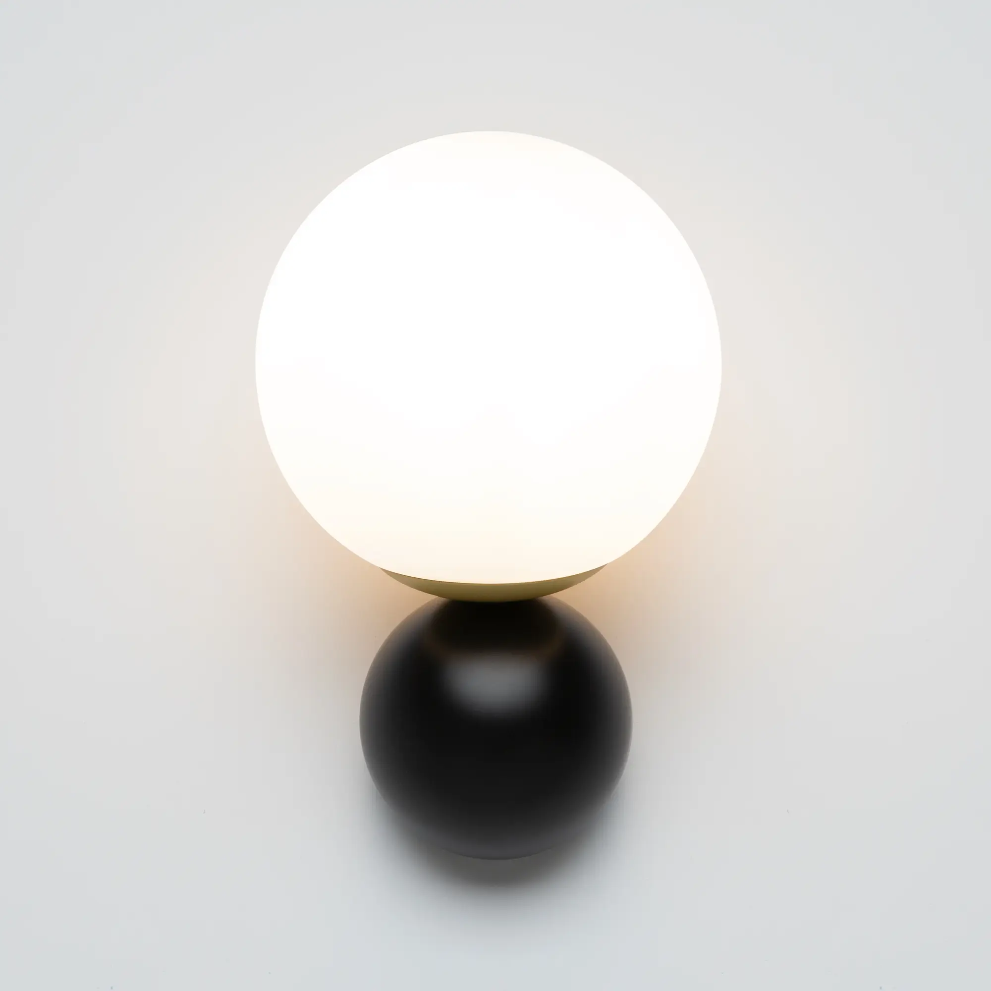 Настенный светильник (бра) Maytoni MOD048WL-01G