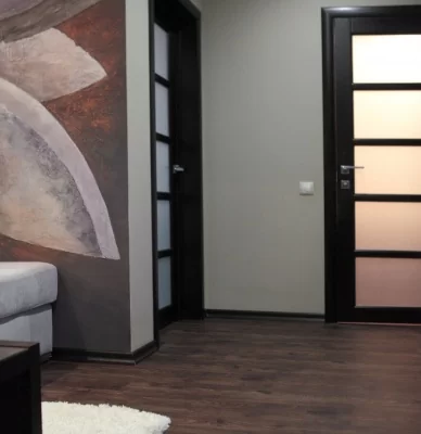 Кварцвиниловая плитка ПВХ для пола Decoria Mild DW 1502 Дуб Боринго в квартире